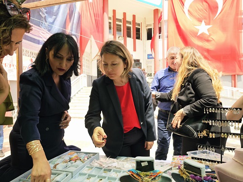 16_05_2025_dr_cahit_unver_ortaokulu_kermes03